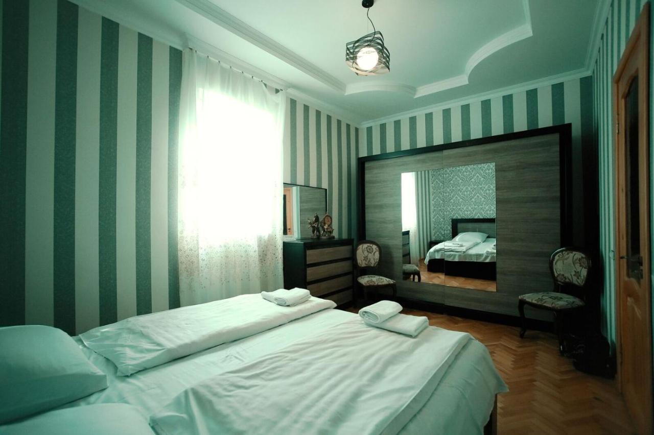 Apartment Old Kutaisi Eksteriør bilde
