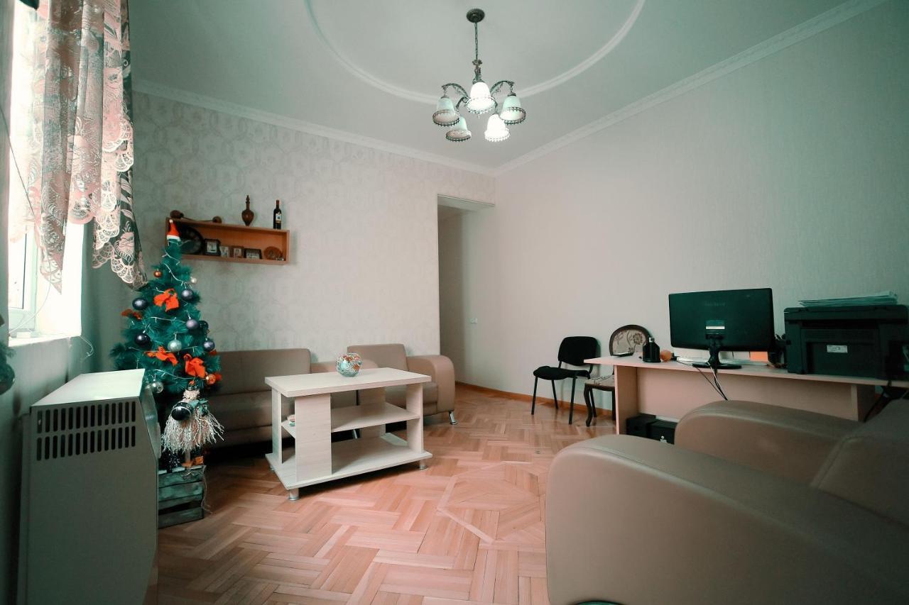 Apartment Old Kutaisi Eksteriør bilde